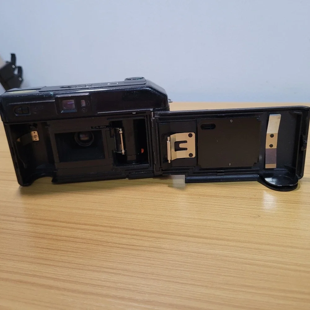 Canon AF35M II 35mm Point and Shoot Camera For Parts As Is